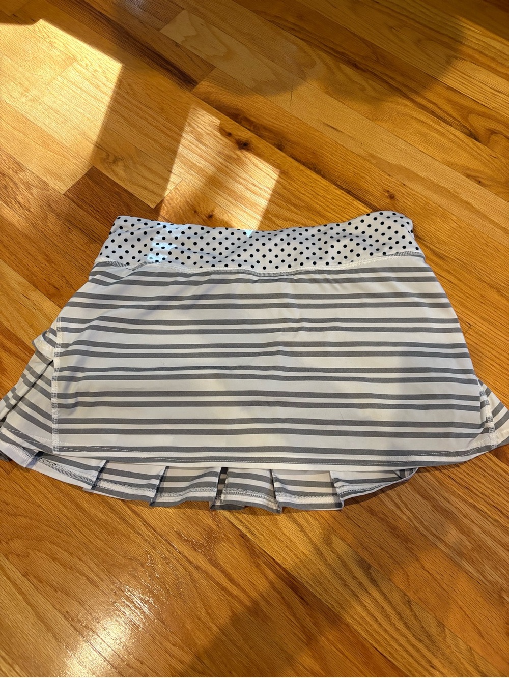 lululemon athletica White and Gray Striped Mini Skirt with Polka Dot Waistband